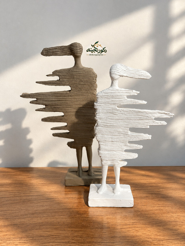 دکوری مجسمه انتزاعی انسان مدل خطوط مجموع ۲ عددی